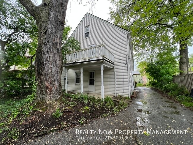 Photo - 3638 Glencairn Rd Unit 3638 Glencairn First