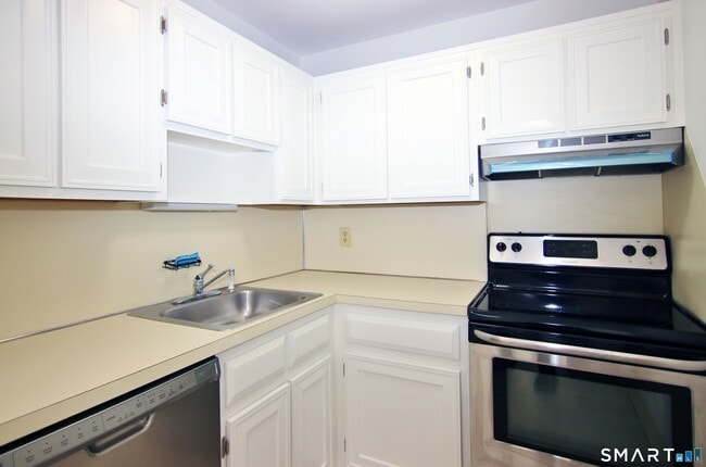 Photo - 15 Bungalow Park Unit 1