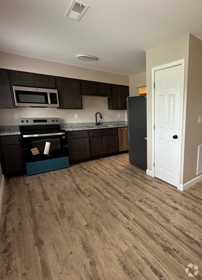Building Photo - Gregg St Unit 1216 Rental