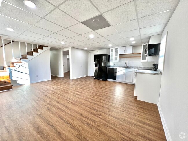 Building Photo - 5254 Byers Rd Rental