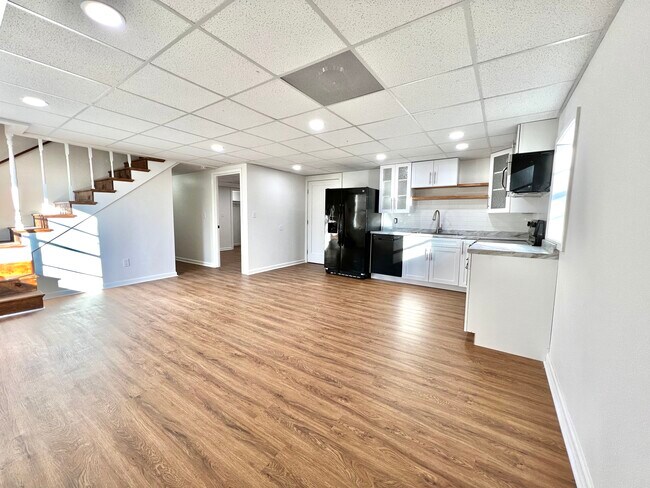 Building Photo - 5254 Byers Rd Rental