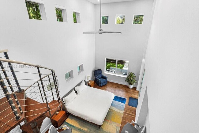 Photo - 150 NE 50th St