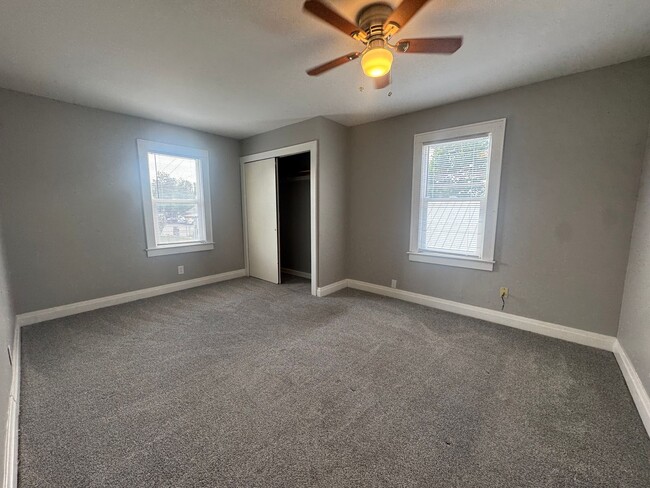 Photo - 1321 Lakeview Dr Unidad Apt. B