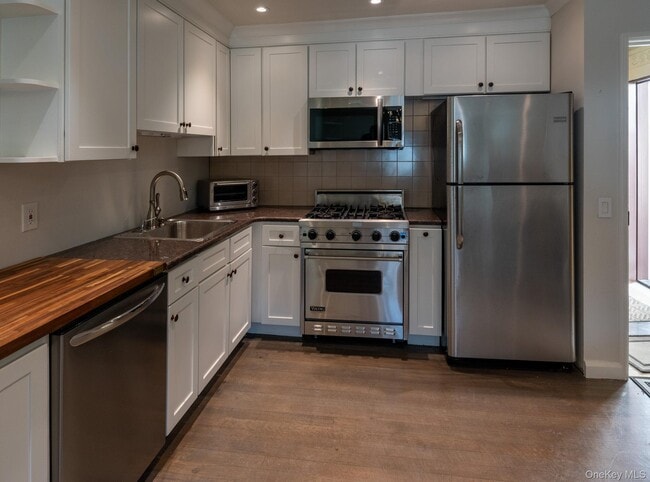 Photo - 18-10 121st St Unit 1-F