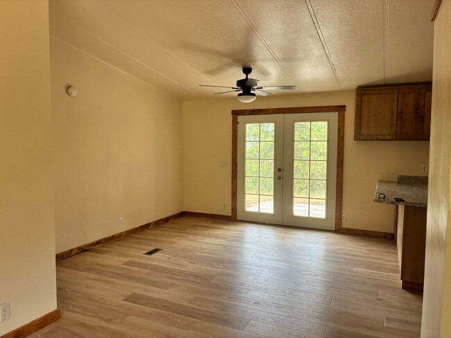 Photo - Fully Remodeled 5 Bedroom Home on 1 Acre with Shop, RV Parking & Stunning Views In Shady Cove