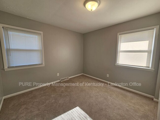 Photo - 3510 Lansdowne Dr