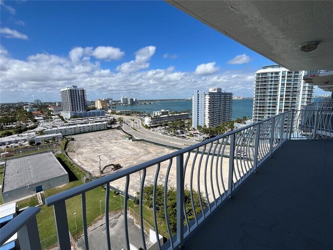 Photo - 7601 E Treasure Dr Unit 1604