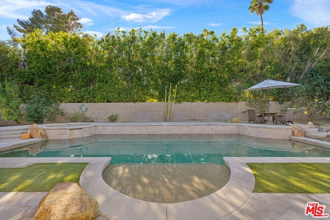 Photo - 74085 Old Prospector Trail