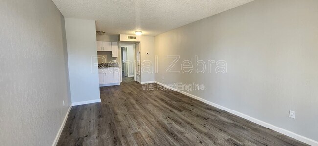 Photo - 1181 Kelso St