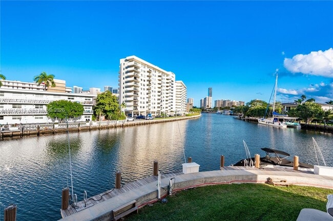 Photo - 440 Paradise Isle Blvd Unit 209