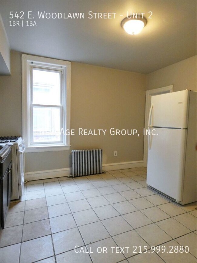 Photo - 542 E Woodlawn St Unit 2