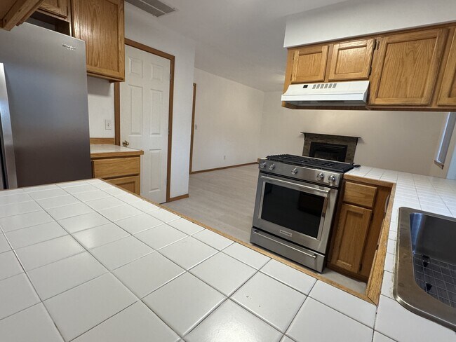 Photo - 4534 SW Pasadena St