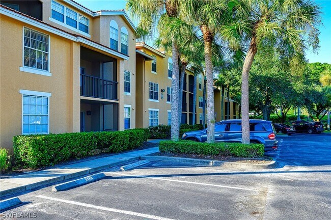 8735 River Homes Lane Unidad 6104