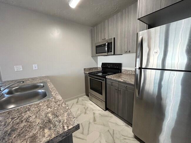 Photo - 4815 Continental Ln Unit 201