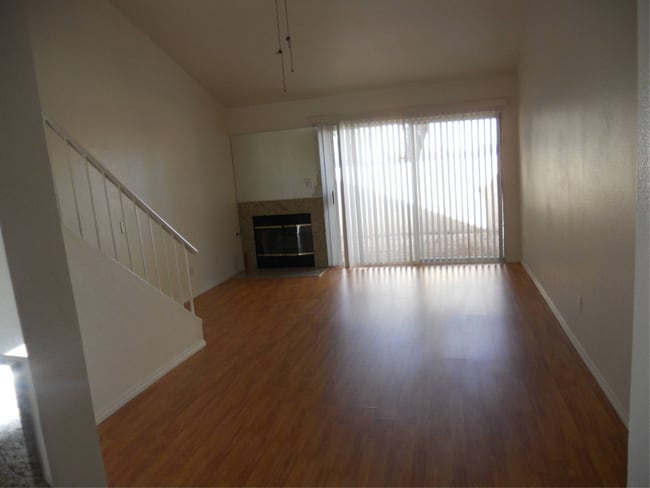 Photo - 1850 E Ave J2