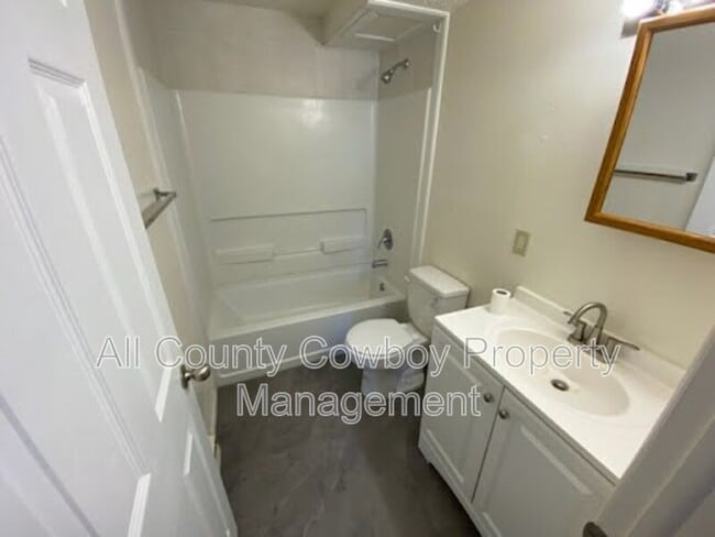 Photo - 704 Ferris Ct Unit Apt. 2