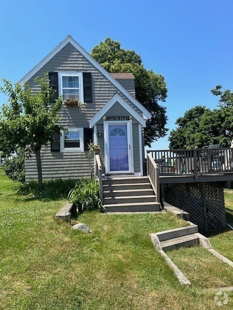 Building Photo - 8 Cove Rd Rental