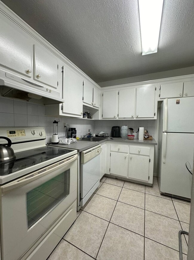 Photo - 9440 Fontainebleau Blvd Unit 109