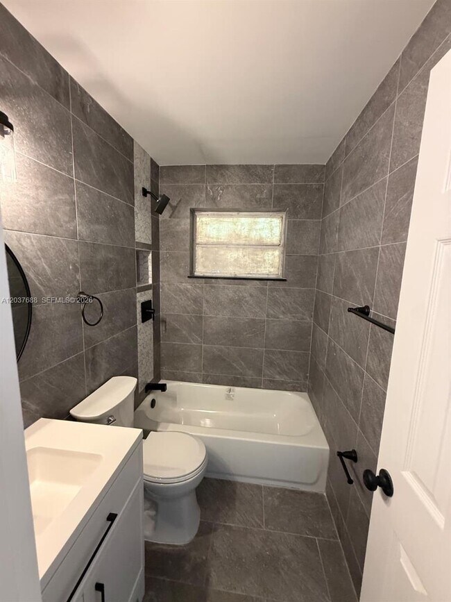 Photo - 1700 SW 69th Terrace
