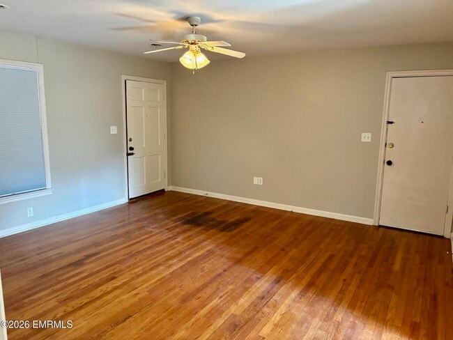 Photo - 2419 45th St