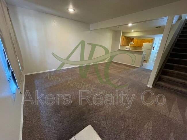 Photo - 178 E Spaulding Ave