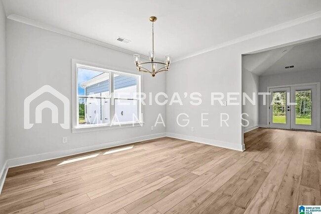 Photo - Rare 5 Bedroom Home for Rent!