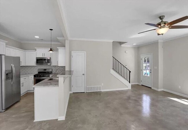 Photo - 5018 Wilburn Ave