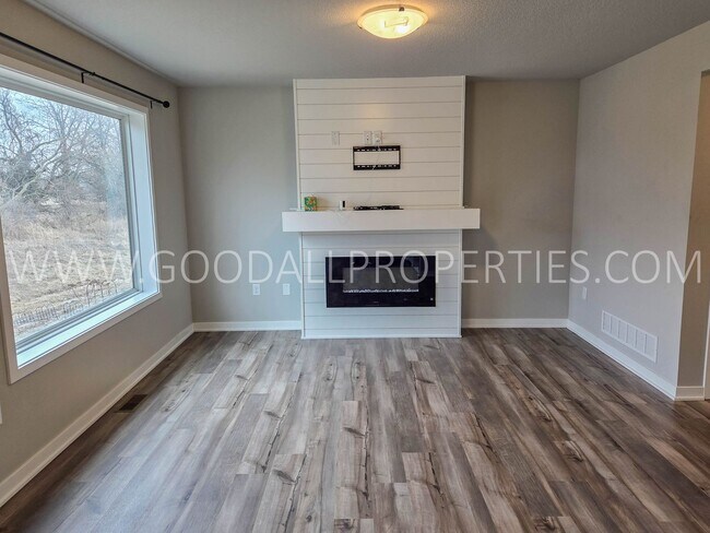 Photo - Beautiful Two-Story Home in the SE Polk School District – Available Now!