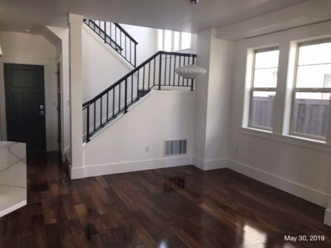 Photo - Stunning Liberty Lake Townhouse