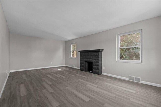 Photo - 2982 Kestner Ave