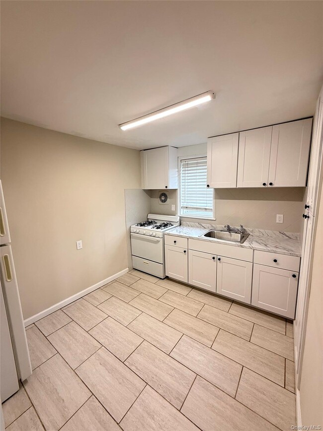 Photo - 202 N Wellwood Ave Unit 3