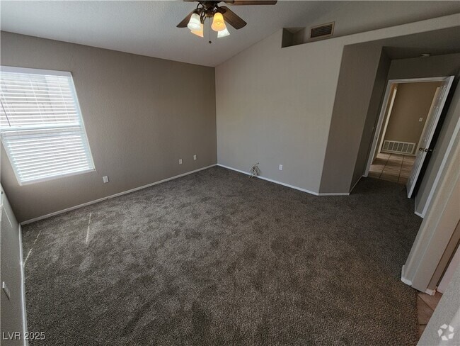Building Photo - 720 Solstice Ave Rental