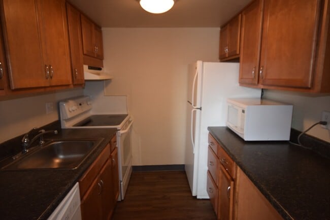 Photo - Penn Tower-907 Unit 907