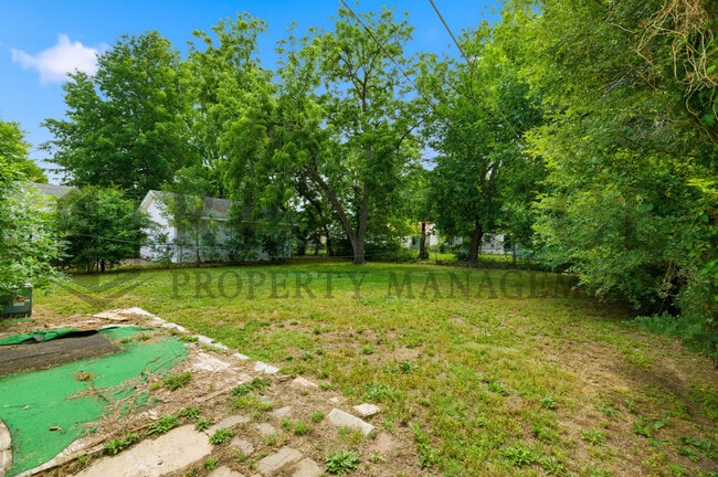 Photo - 2151 S Green St