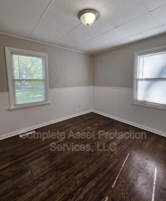 Photo - 2803 Belmont St