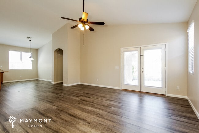 Photo - 9038 W Villa Maria Dr