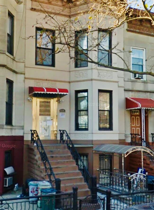 Photo - 454 58th St Apartment