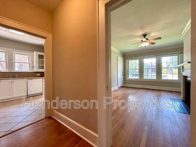 Photo - 1326 St Julien St