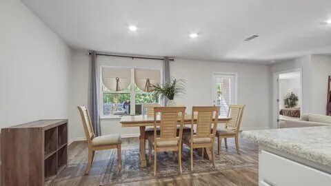 Photo - 935 Indian Woman Rd