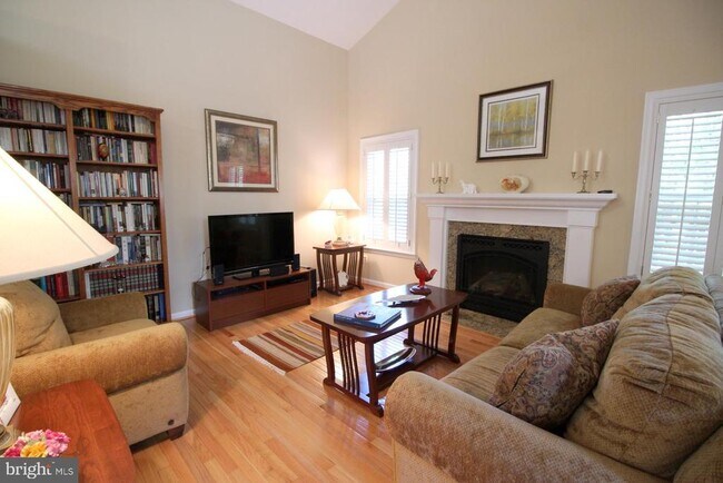 Photo - 7534 Cross Gate Ln