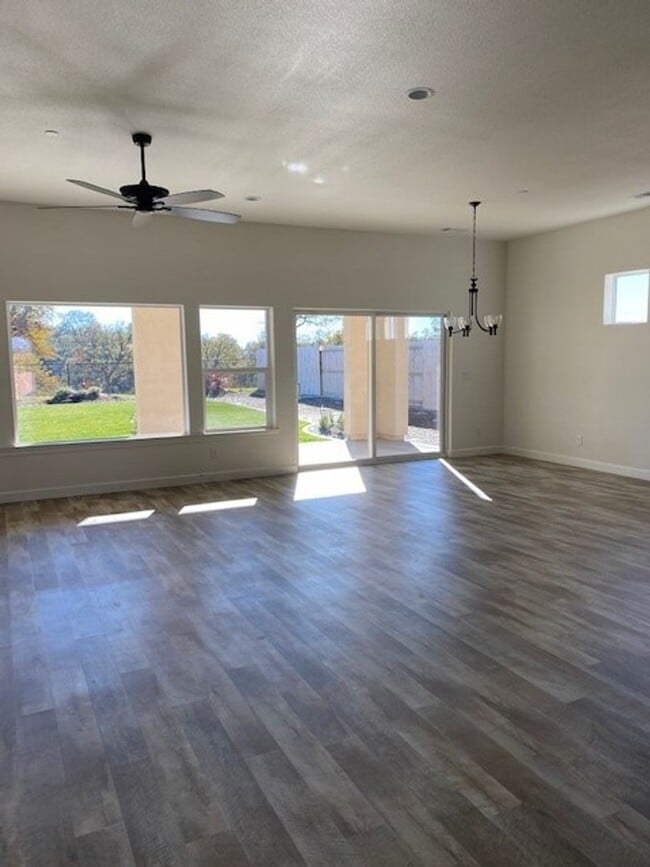 Photo - 4665 Pleasant Hills Dr