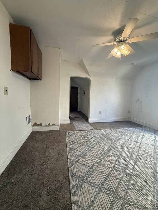 Photo - 114 S Blair St