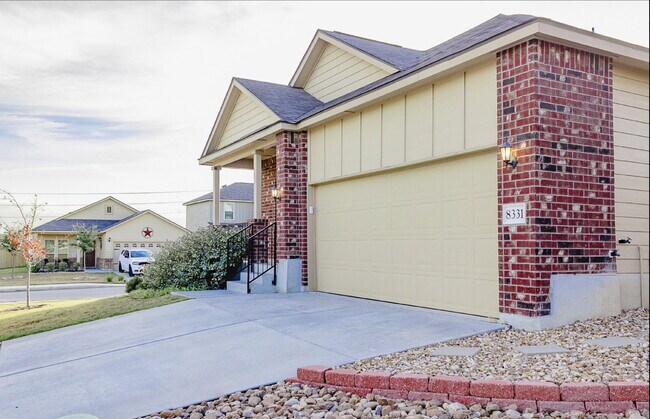 Photo - 8331 Bending Willow