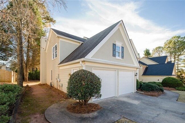 6480 Stapleford Ln