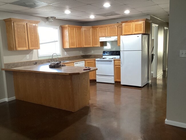 Building Photo - 135 Eureka Dr Unit 135 Eureka Dr. Apt A