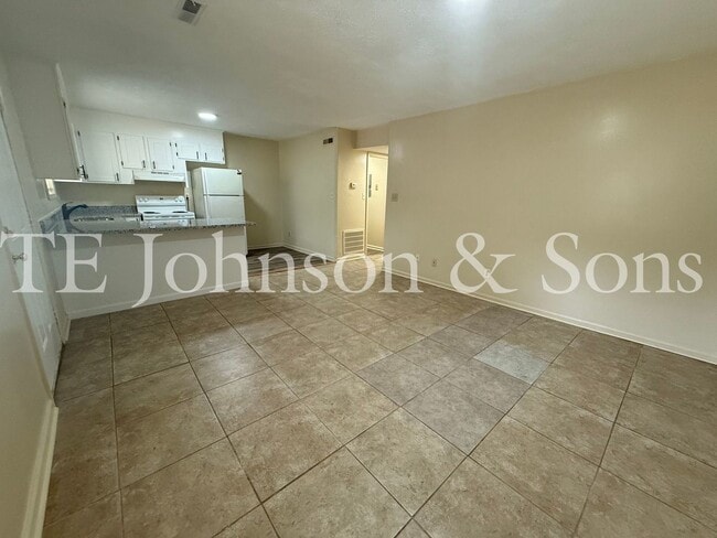 Photo - 1506 Oakshire-Water Included Unit 1506 Oakshire A