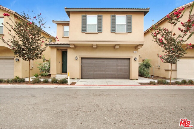 Photo - 1406 Turin Ln