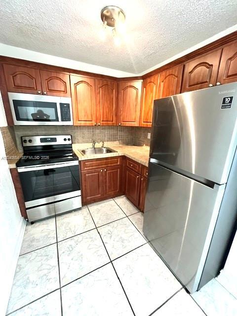Photo - 444 SW 4th St Unit 404