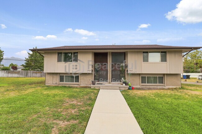 Building Photo - 1464 Brooklane Cir S Unit 1464