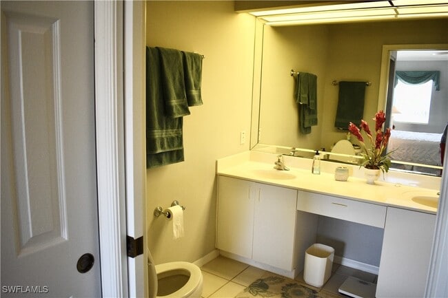 Building Photo - 7416 Plumbago Bridge Rd Unit 202